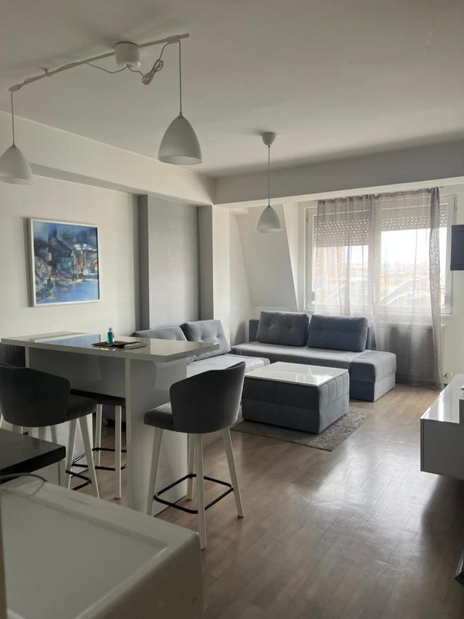 Cozy Apartment In The City Center Скопье Экстерьер фото