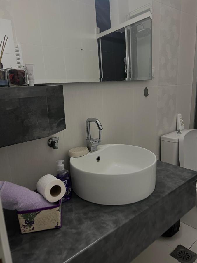 Cozy Apartment In The City Center Скопье Экстерьер фото
